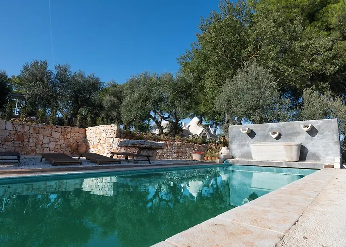 Trullo With Pool Ostuni