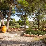 Trullo With Pool *