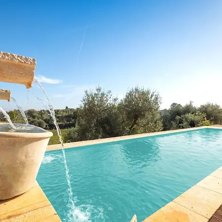 Nyaraló Trullo With Pool Ostuni