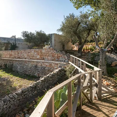 Trullo With Pool Ostuni
