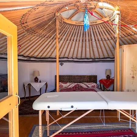 Trullo With Pool Hébergement de vacances *